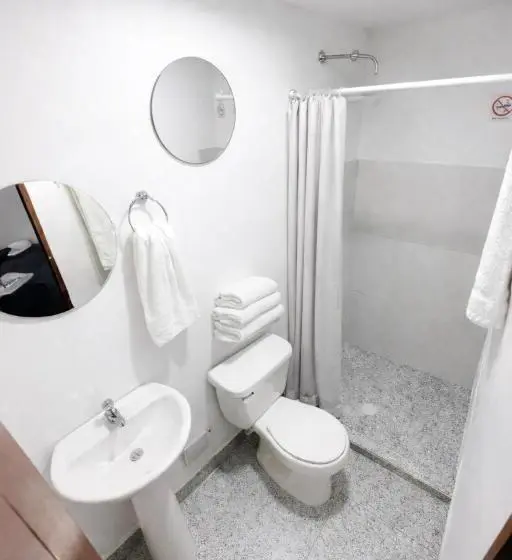 ベッドアンドブレックファースト Hostal Casablanca