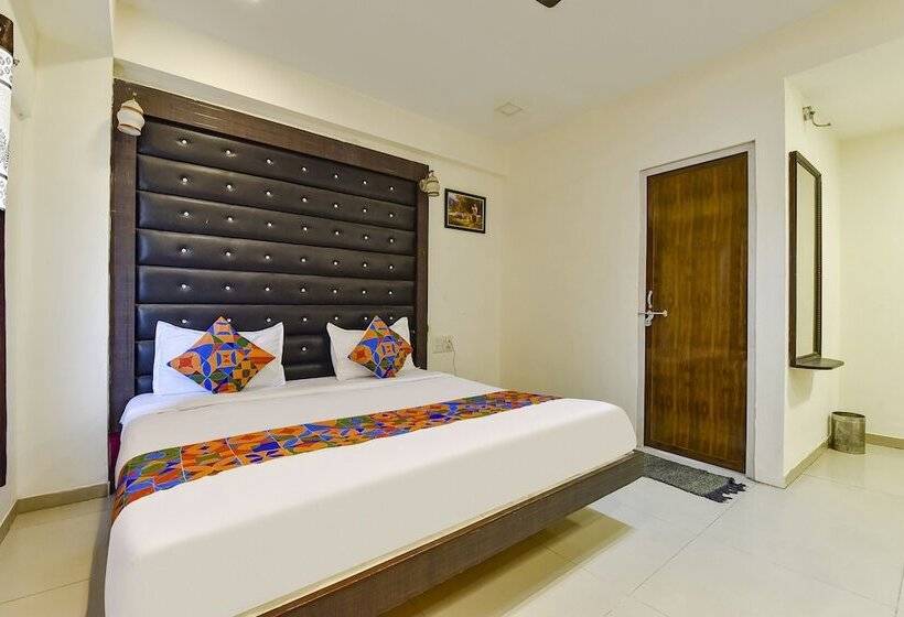 Fabhotel Crystal Inn Ii   Paldi Char Rasta