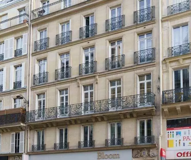 ホテル Apartments Du Louvre  Le Marais