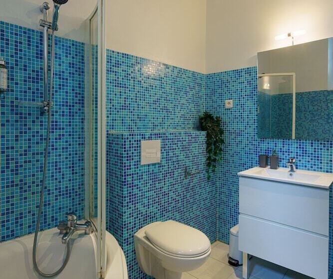 ホテル Apartments Du Louvre  Le Marais