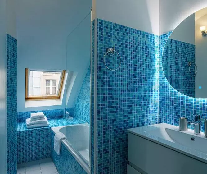 ホテル Apartments Du Louvre  Le Marais