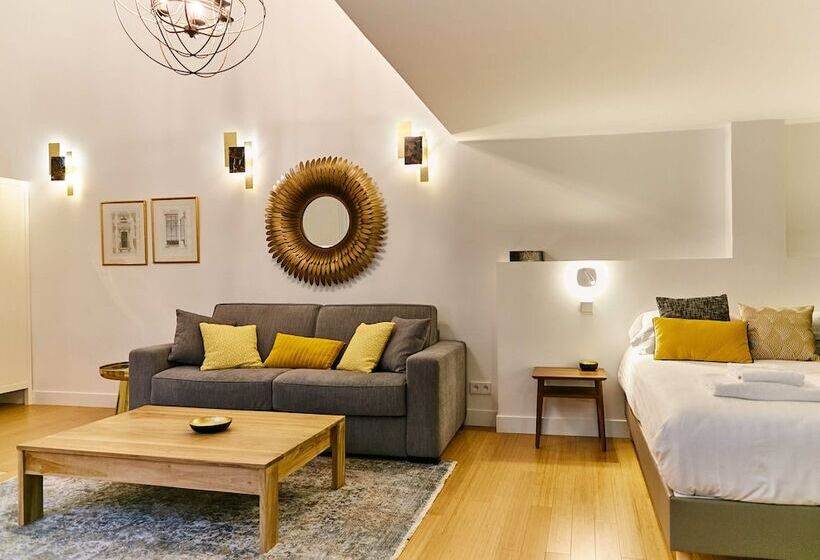 ホテル Apartments Du Louvre  Le Marais