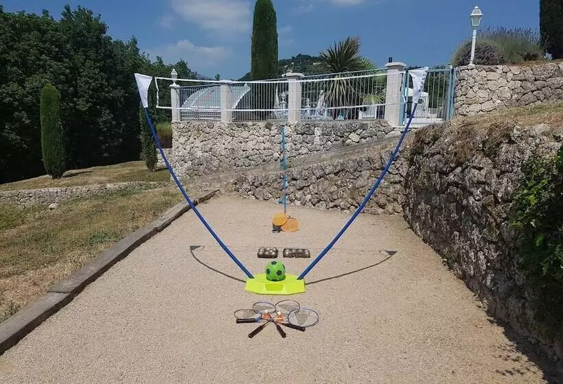 Hotelli B&b With Charm   Quiet With Kitchen & Sw Pool