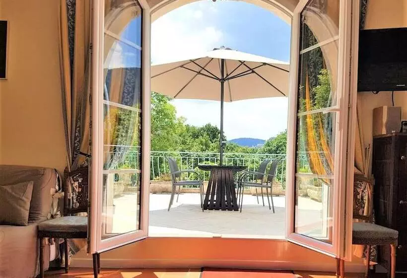 Hotelli B&b With Charm   Quiet With Kitchen & Sw Pool