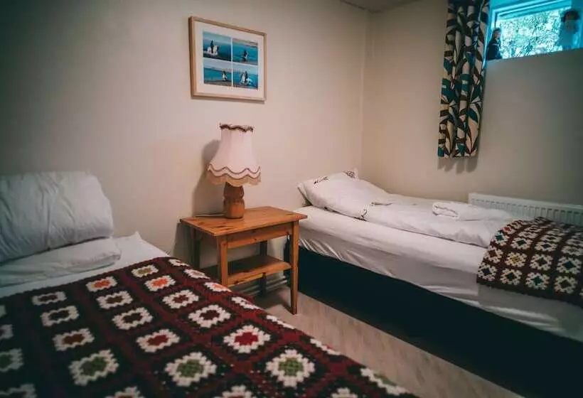هتل Bessastadir Guesthouse