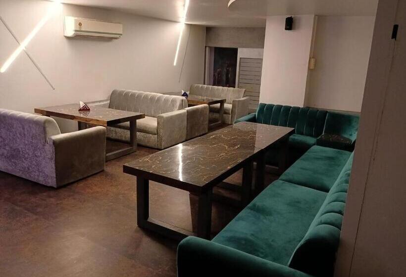 בית מלון כפרי Bk Castles