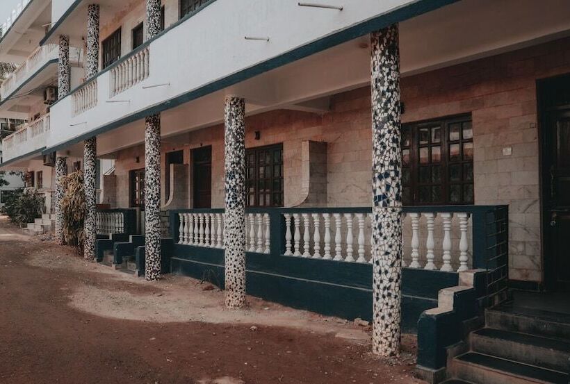 호텔 Blue Marine Resort