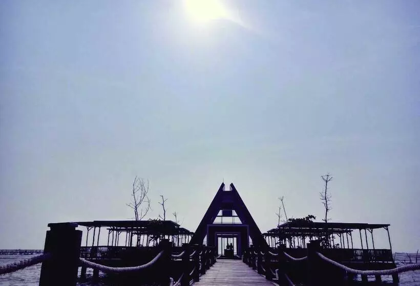 Hotel Cirebon Waterland