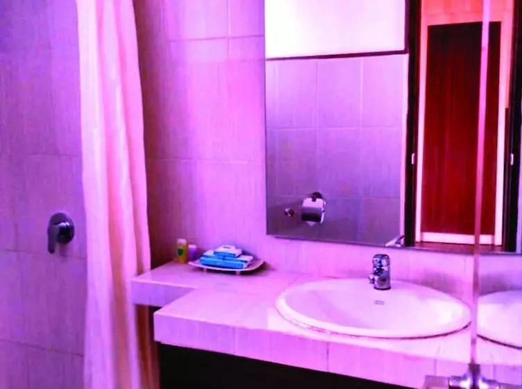 Hotel Cirebon Waterland
