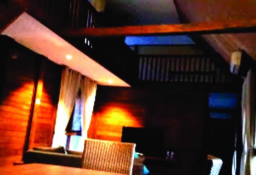 בית מלון כפרי Cirebon Waterland