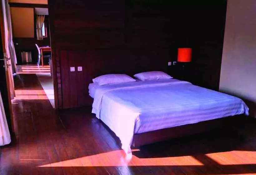 Hotel Cirebon Waterland