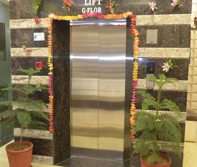 ホテル O Ganpati Plaza