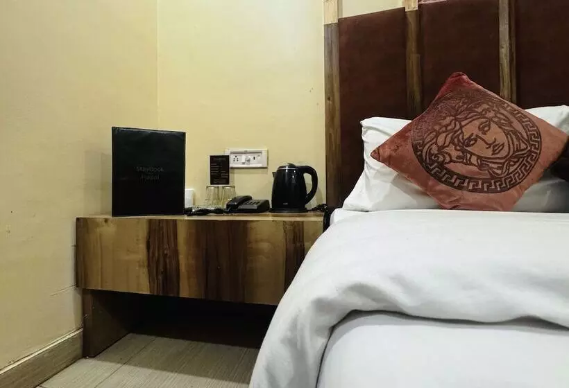 Staybook Hotel Jai Balaji New Delhi Railway Station