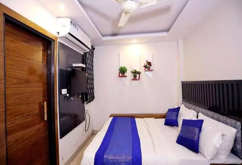 Staybook Hotel Jai Balaji New Delhi Railway Station