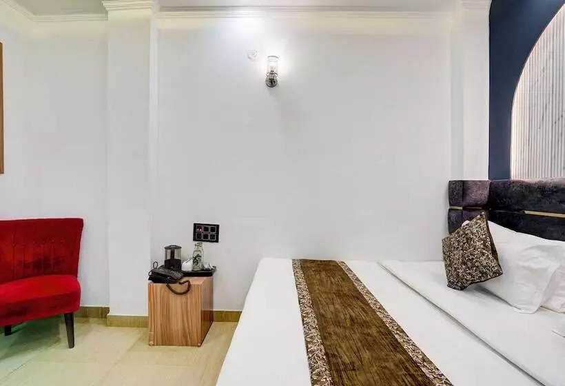 Staybook Hotel Jai Balaji New Delhi Railway Station