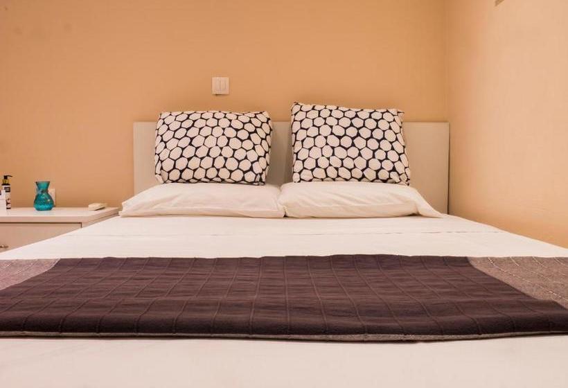 ホテル Loc Hospitality "corfu Port Suites Mantouki"