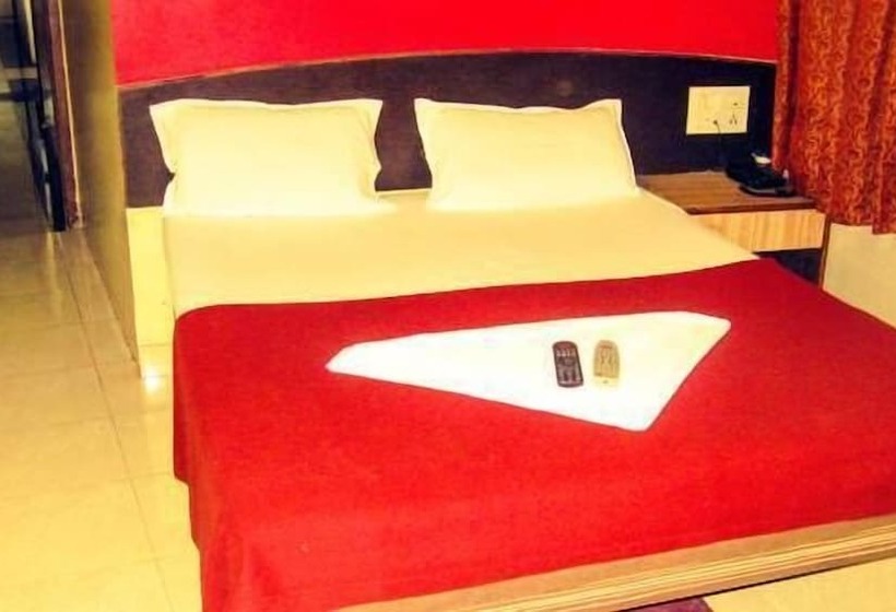 فندق Metro Plaza