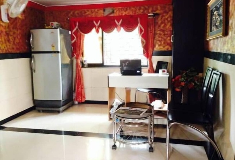 فندق Metro Plaza