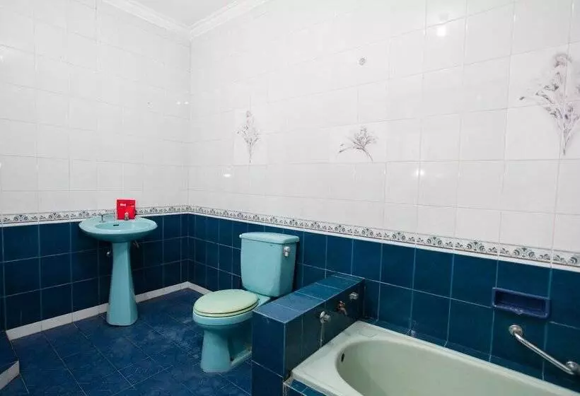 Hotelli Reddoorz Near Brawijaya University