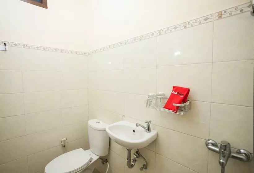 Hotelli Reddoorz Near Brawijaya University