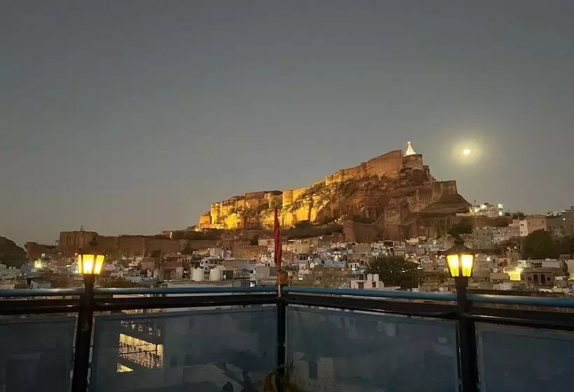 ホテル Raj Mandir  Boutique Home Stay