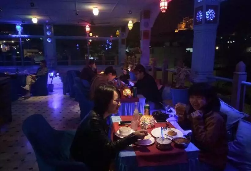 ホテル Raj Mandir  Boutique Home Stay