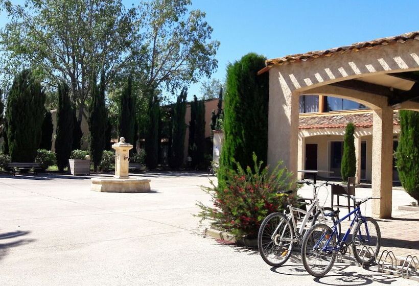 هتل Residence Odalys Le Village Camarguais Les Gardians