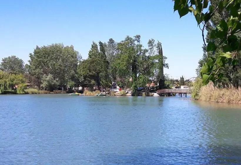 Hotelli Residence Odalys Le Village Camarguais Les Gardians