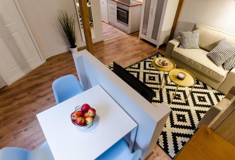 هتل Sesame Apartments