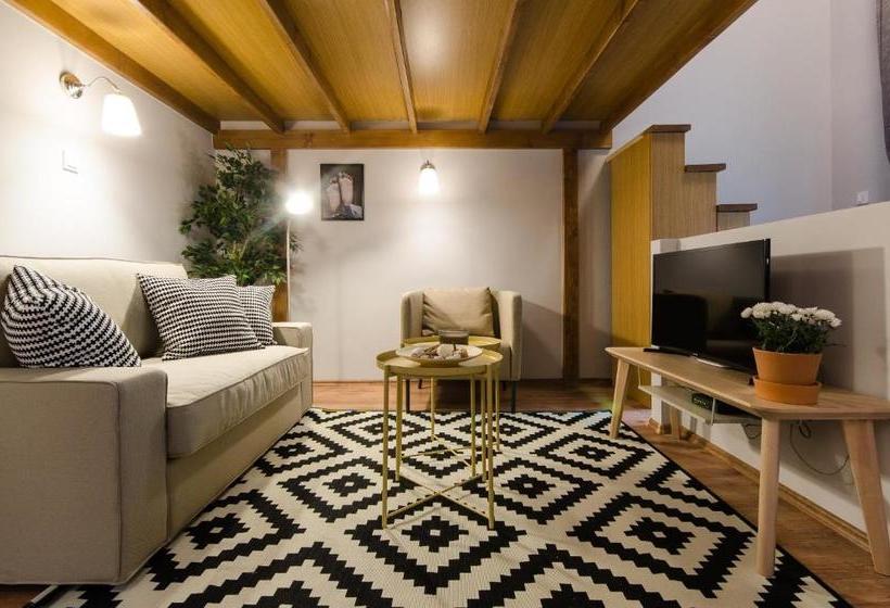 هتل Sesame Apartments