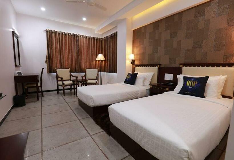 בית מלון כפרי The One