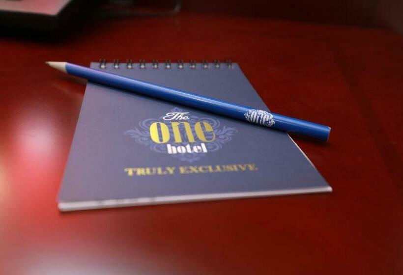 فندق The One