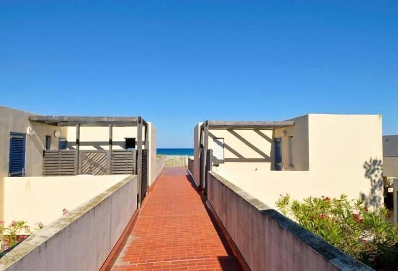 Отель Vvf Villages Les Portes Du Roussillon, Le Barcarès