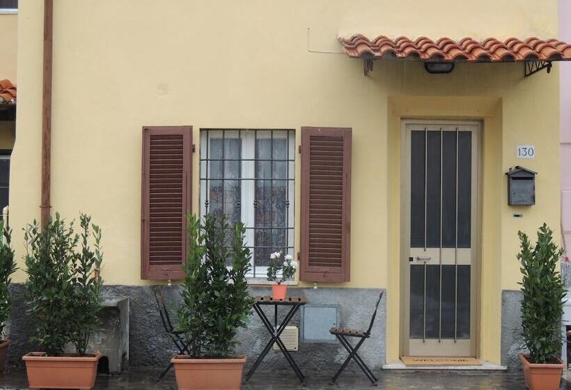 هتل A Casa Di Lucia