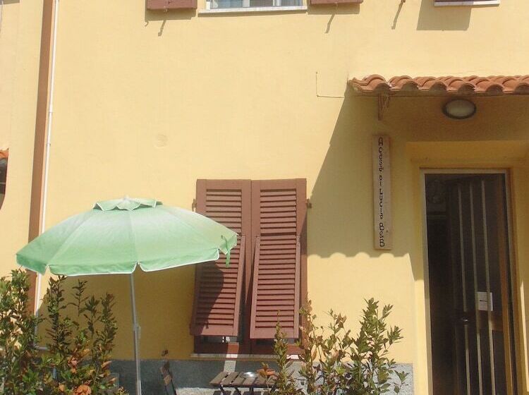 هتل A Casa Di Lucia