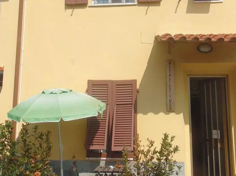 هتل A Casa Di Lucia