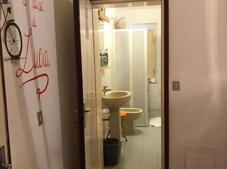 هتل A Casa Di Lucia