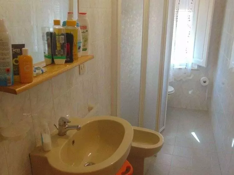 هتل A Casa Di Lucia