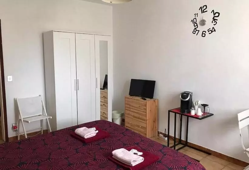 هتل A Casa Di Lucia