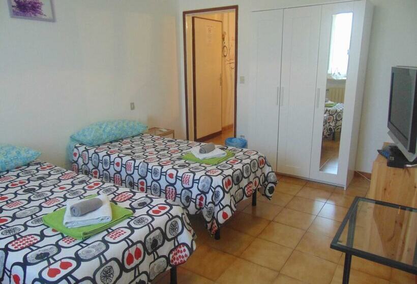 هتل A Casa Di Lucia