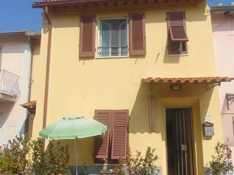 هتل A Casa Di Lucia