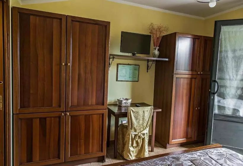 ホテル Agriturismo B&b Le Gazze