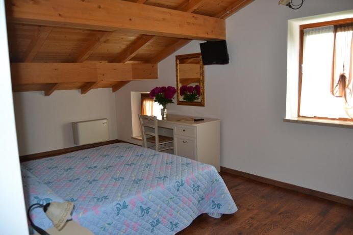 هتل Agriturismo Corte Maccini