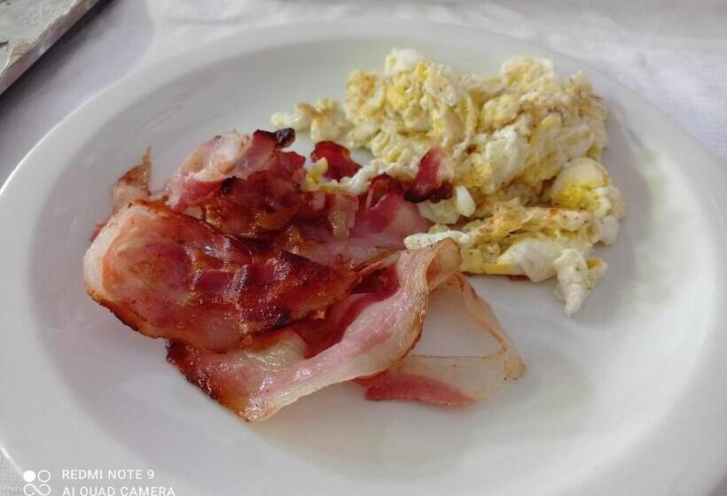 هتل Agriturismo Corte Maccini