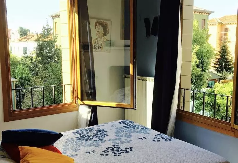 Hotel B&b Mari & Popi S House