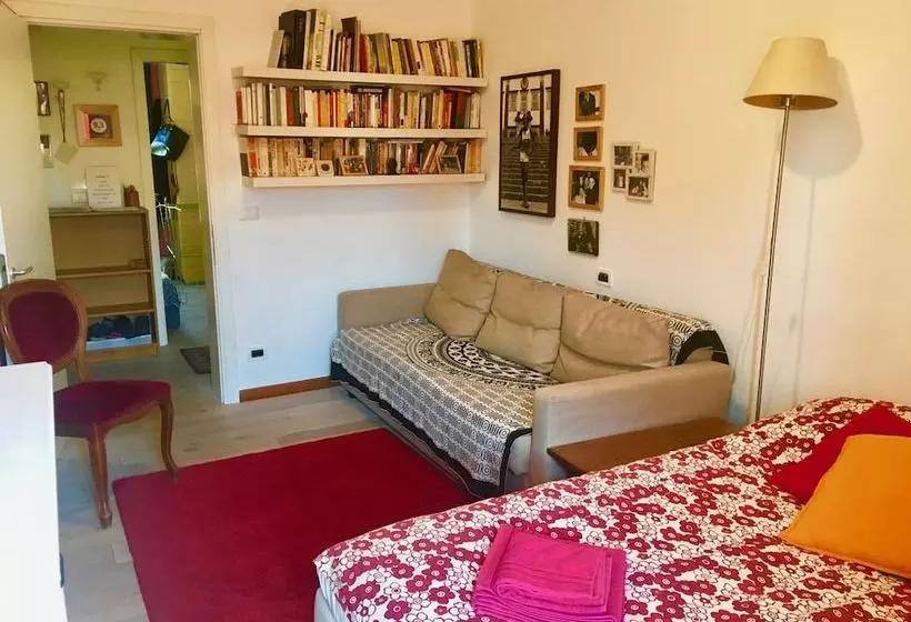 Hotel B&b Mari & Popi S House