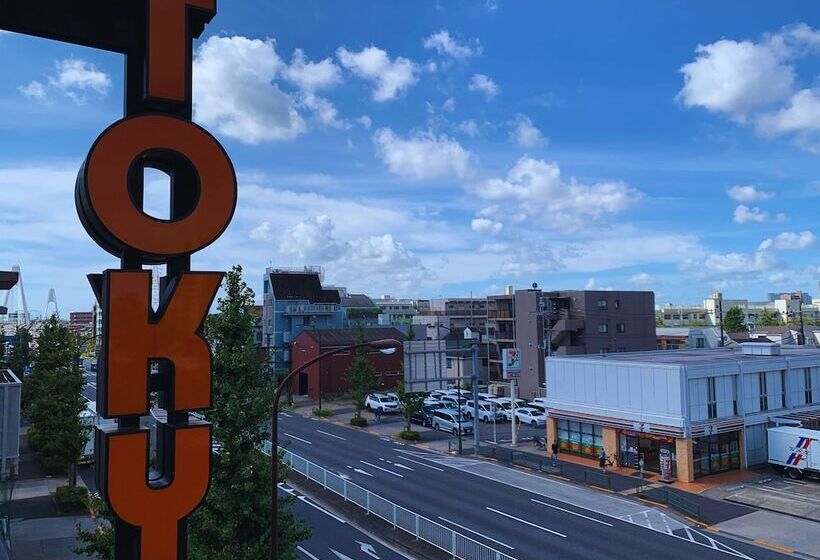 Отель Beagle Tokyo Hostel＆apartments