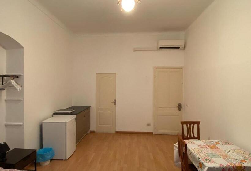 ホテル Cavour Guest House