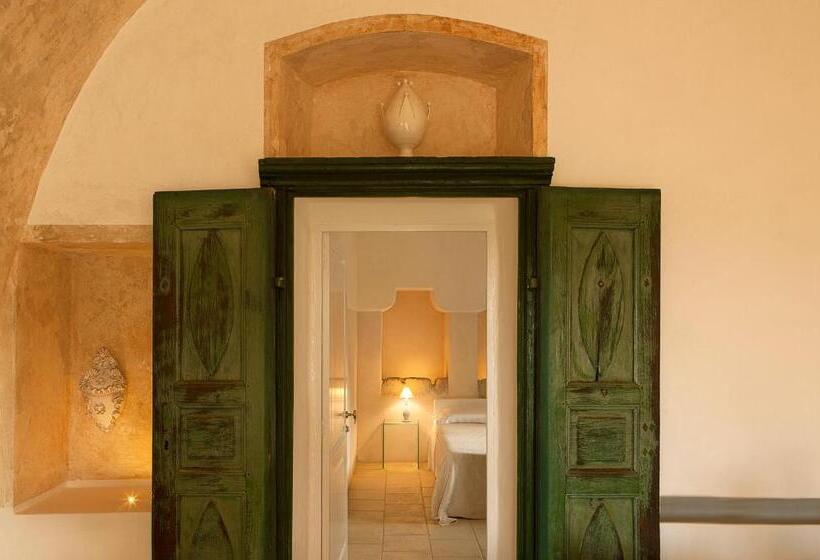 Отель Critabianca Masseria In Salento