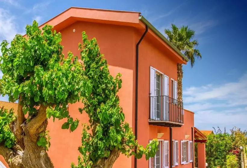 Hotelli Gelso Bianco Apartments